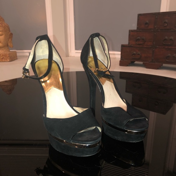 Womens size 10 Michael Kors black platforms - Picture 1 of 5